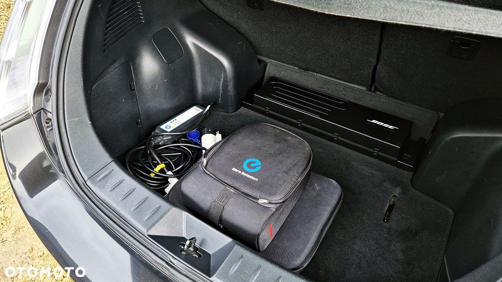 Nissan Leaf 30 kWh (mit Batterie) Tekna - 33