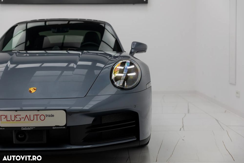 Porsche 911 Carrera PDK - 8