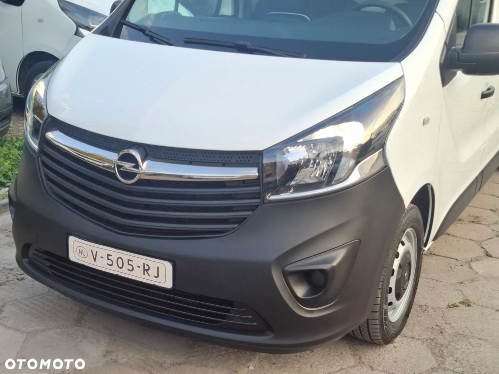 Opel Vivaro 2018 L2H2 MAXI * klima 3osobowy - 16