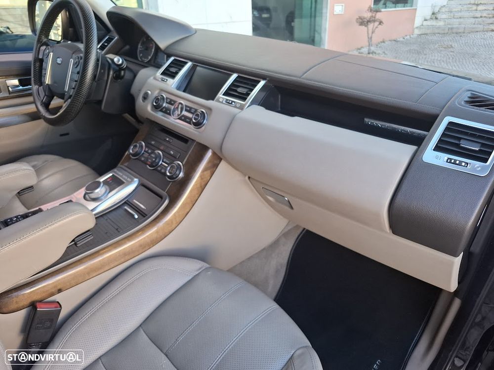 Land Rover Range Rover Sport 3.0 TDV6 HSE - 42