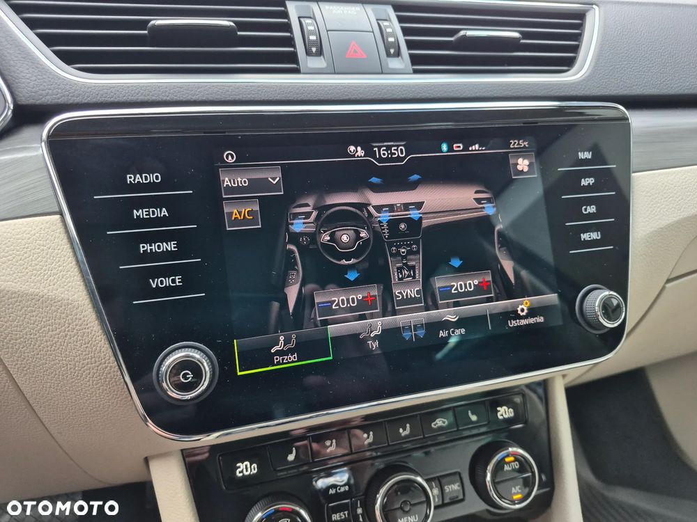 Skoda Superb 2.0 TDI SCR Style DSG - 17
