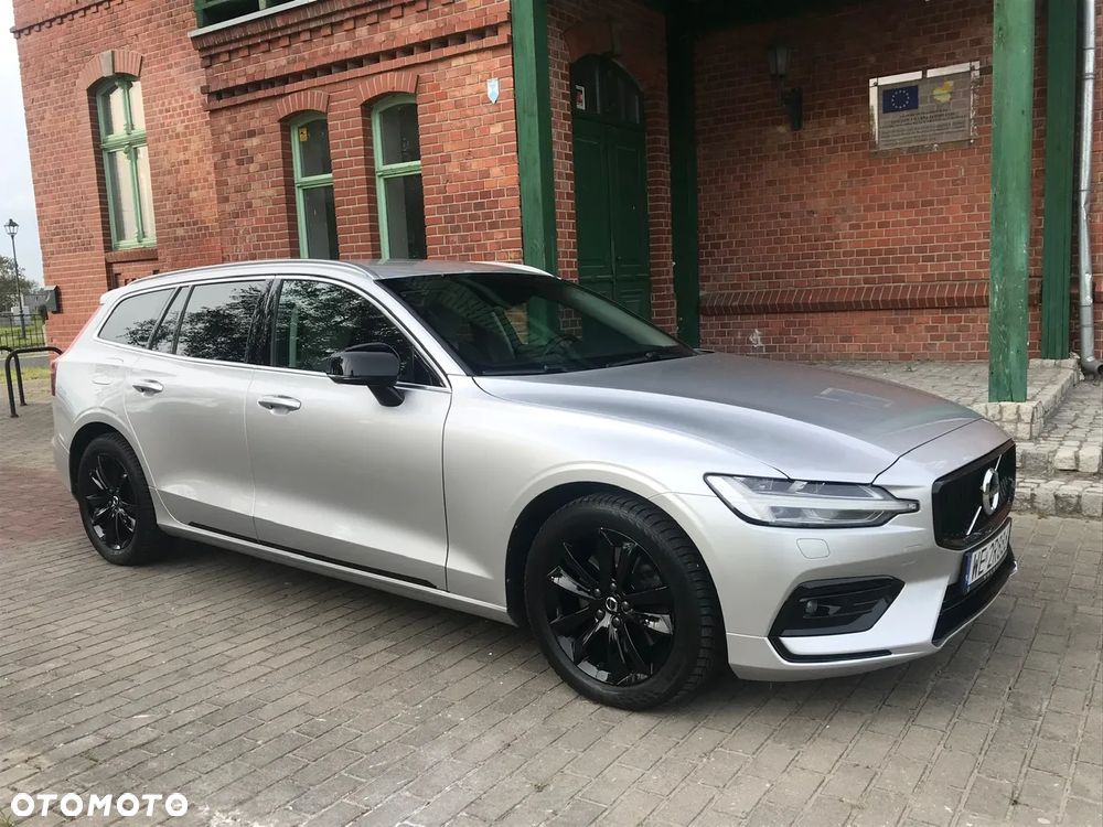 Volvo V60 ver-b4-d-momentum - 3