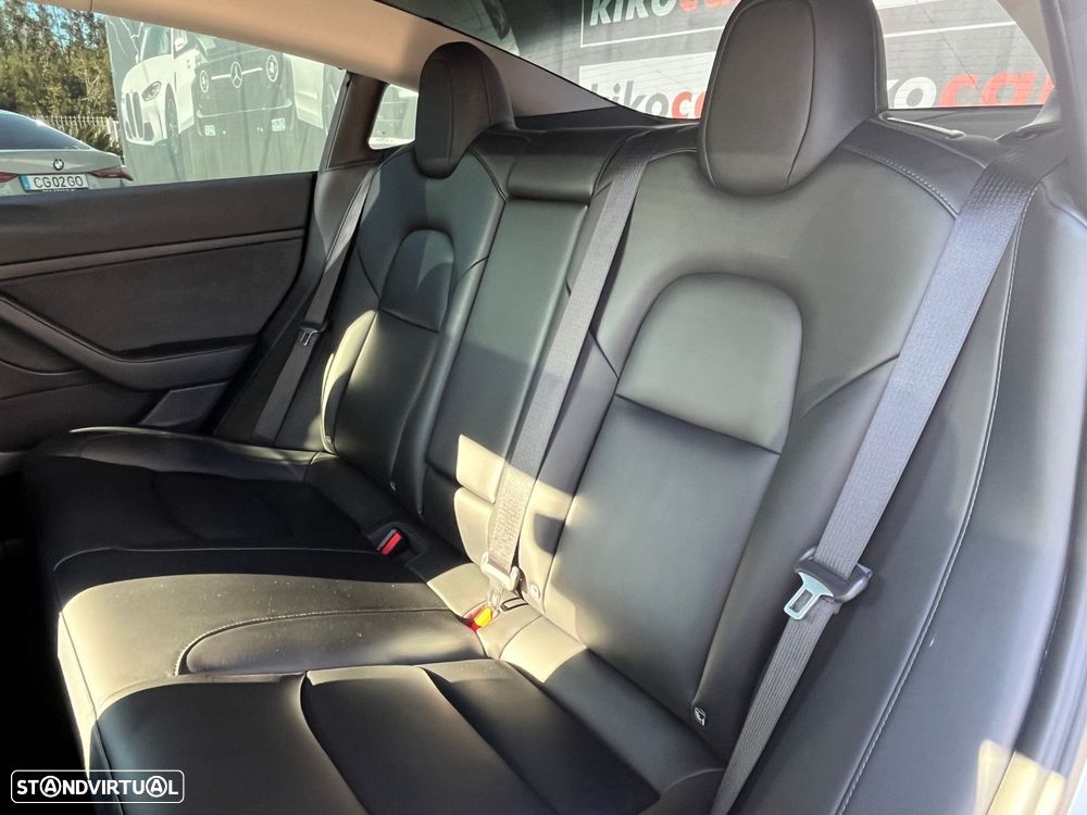 Tesla Model 3 Standard Range Plus RWD - 28