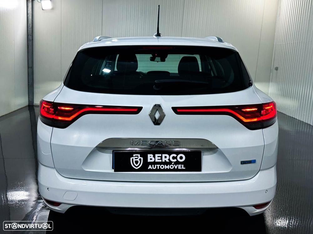 Renault Mégane 1.6 Plug-In Limited - 6