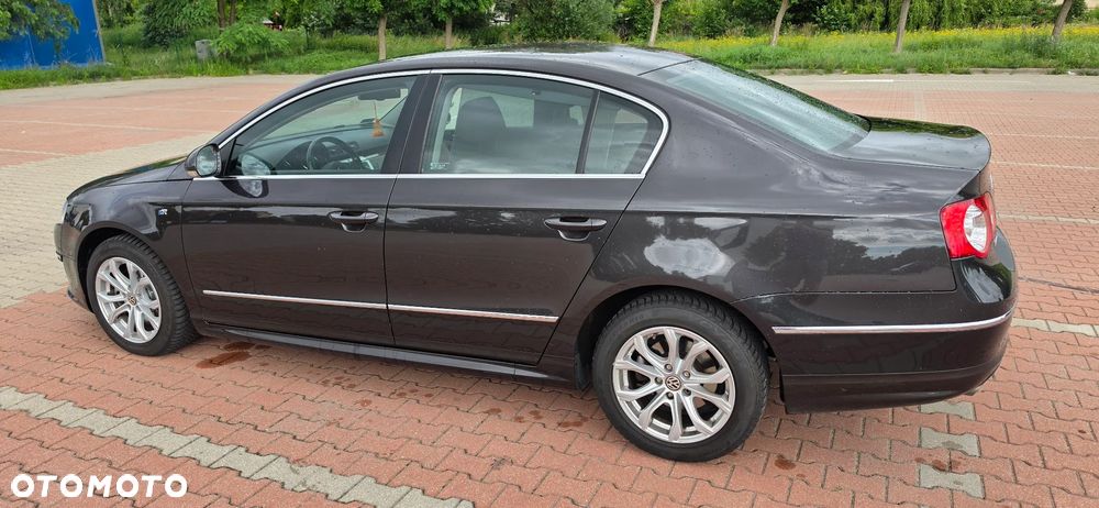 Volkswagen Passat 2.0 TDI Comfortline R-Style DSG - 6