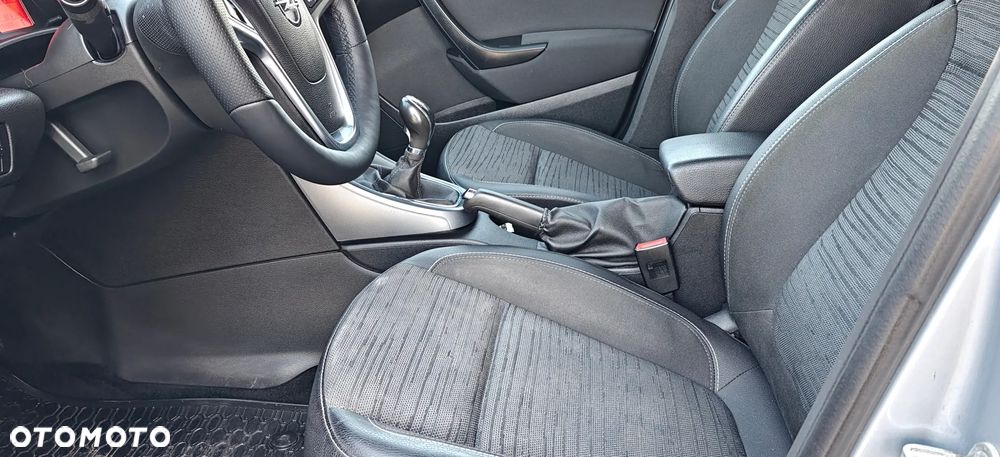 Opel Astra 1.4 Turbo Cosmo - 15