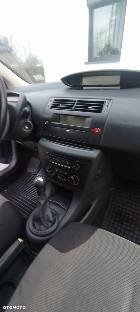 Citroën C4 1.6 16V SX - 28