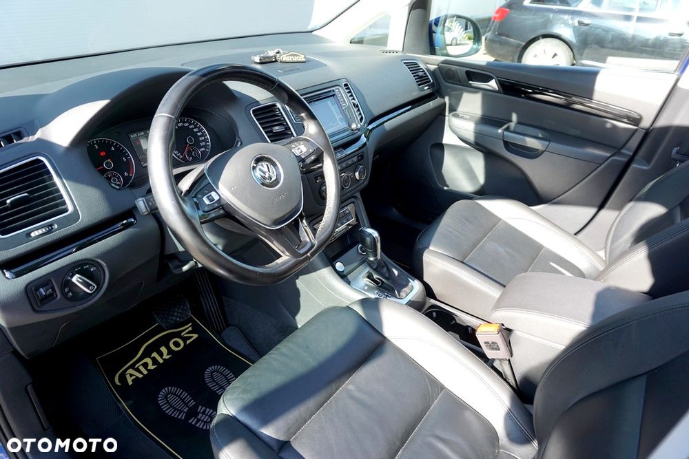 Volkswagen Sharan 2.0 TDI DSG BlueMotion Technology Highline - 24