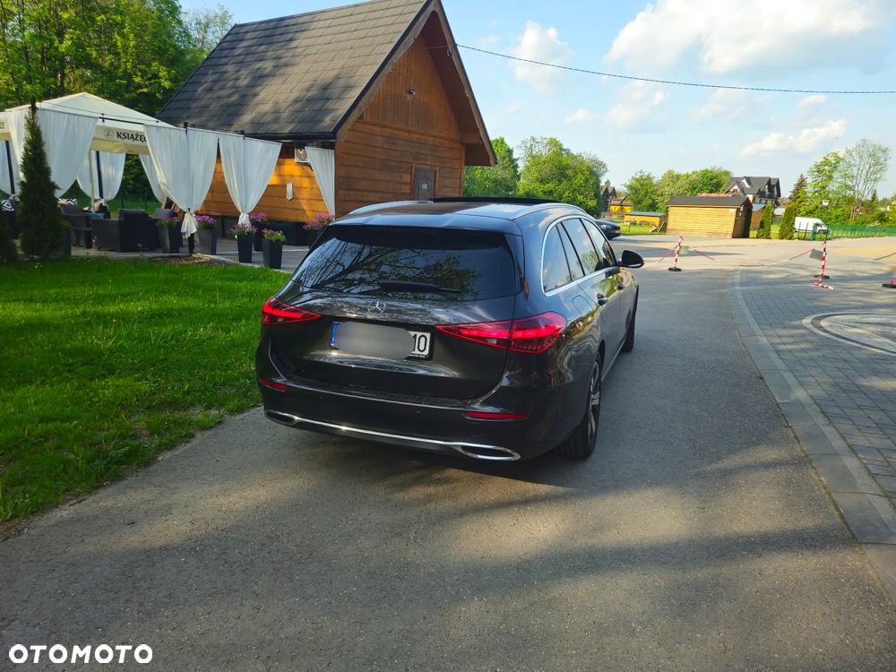 Mercedes-Benz Klasa C 220 d mHEV - 16