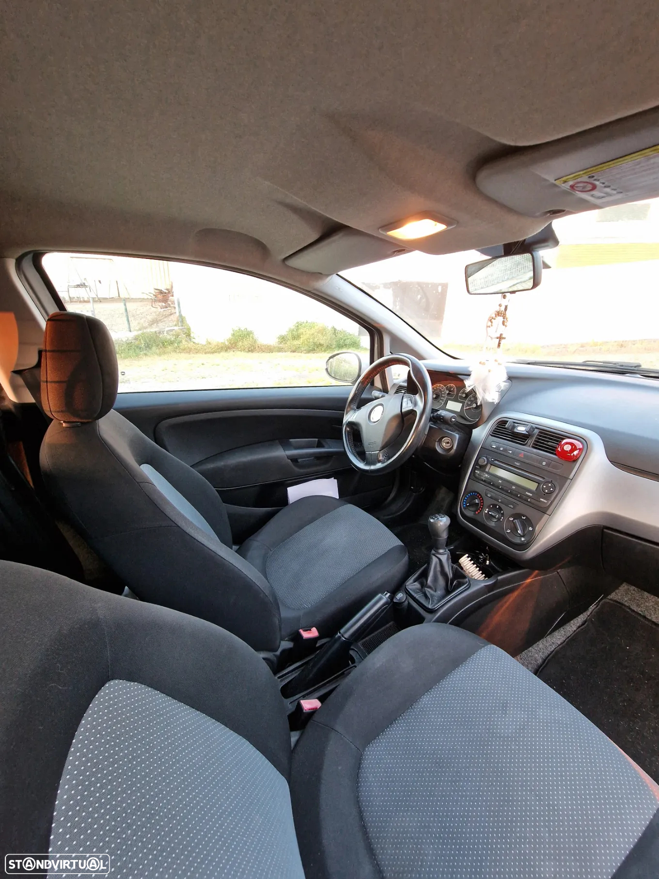 Fiat Grande Punto - 10
