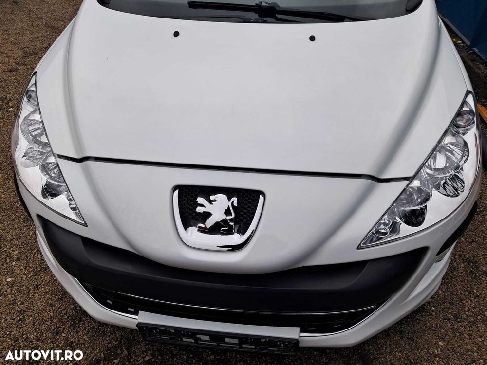 Peugeot 308, bara fata completa, faruri practic noi, capota motor. - 2