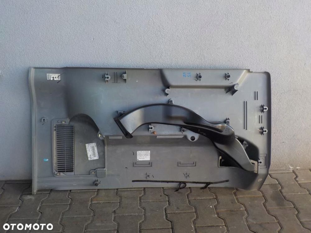 VW T5 KRÓTKI TAPICERKA BOCZEK TYŁ TYLNA PRAWA - 4
