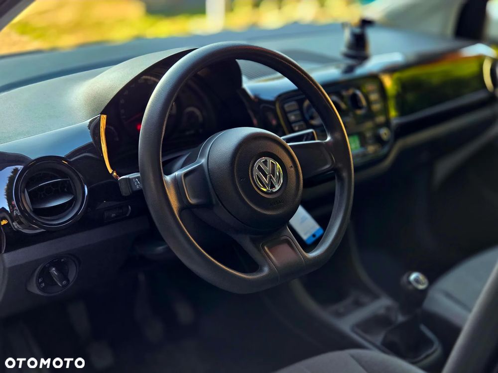Volkswagen up! BlueMotion Technology move - 8