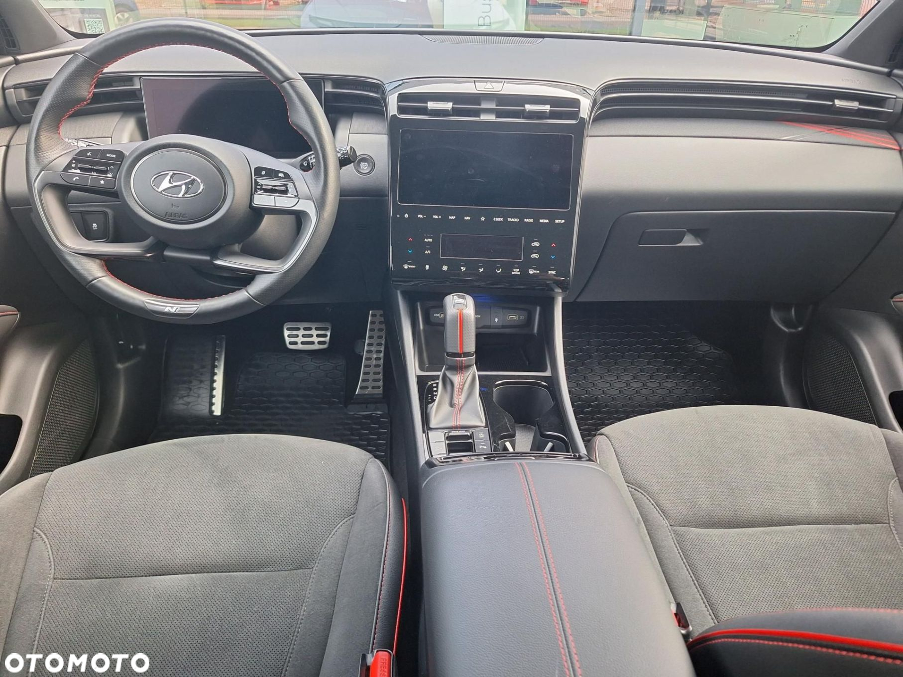 Hyundai Tucson - 16