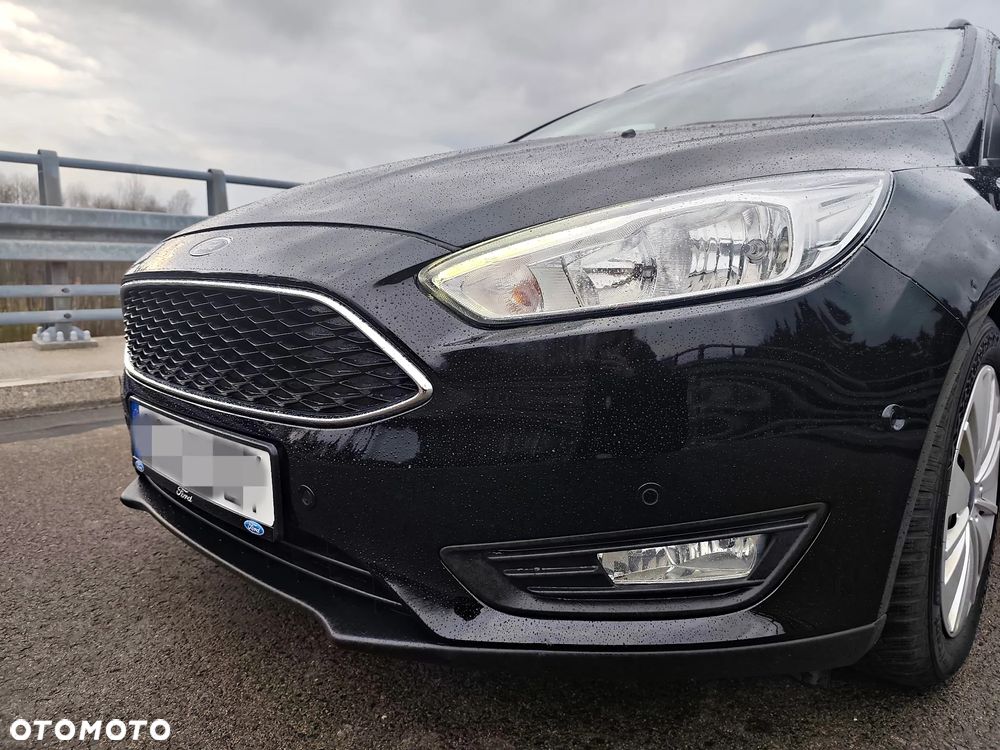 Ford Focus 1.0 EcoBoost Titanium - 12