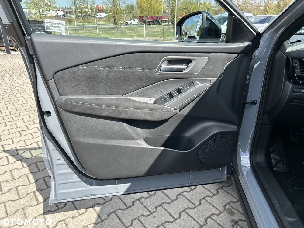 Nissan Qashqai 1.3 DIG-T MHEV N-Design Xtronic - 10