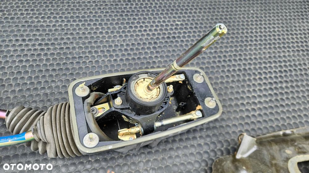 Wybierak Lewarek 8E0711290 8E0711613 8E0711025 5 Biegów Cięgno Skrzyni 1.8 T 1.9 TDI 2.0 ALT FSI Audi A4 B6 B7 - 3
