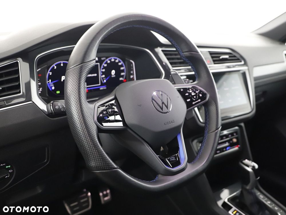 Volkswagen Tiguan - 10