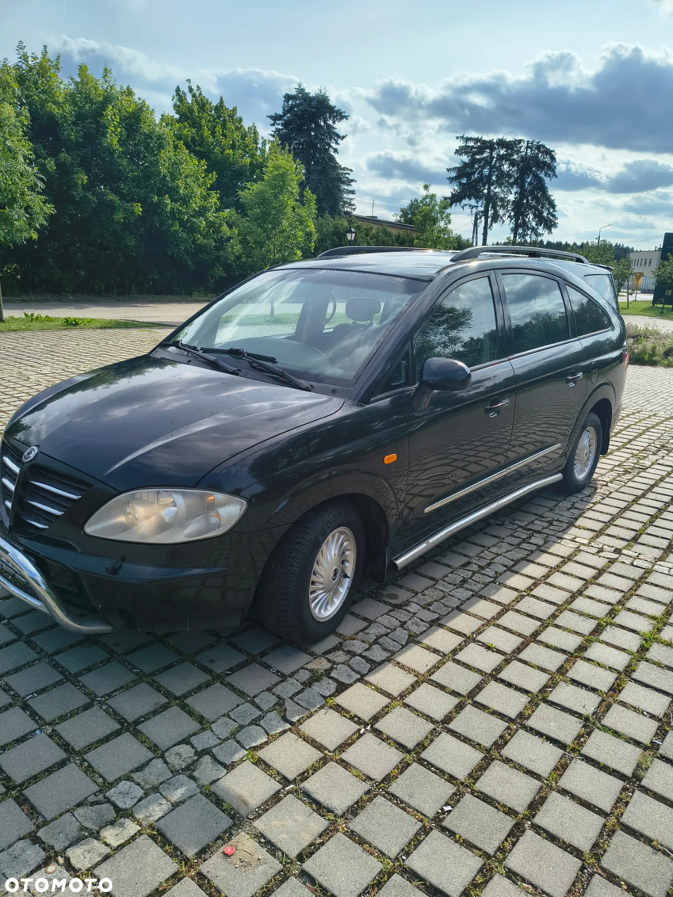 SsangYong/KGM Rodius - 7