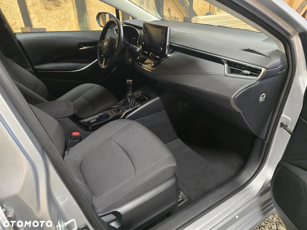 Toyota Corolla 1.5 Active - 12