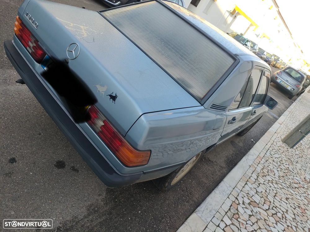 Mercedes-Benz W201 (1982-1993) 190 D 2.0 - 9