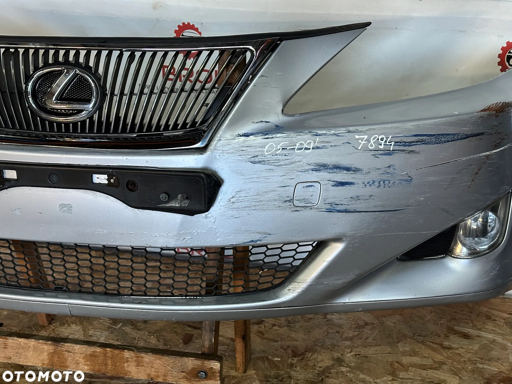 ZDERZAK PRZEDNI LEXUS IS II 05-09 IS220 IS250 - 4