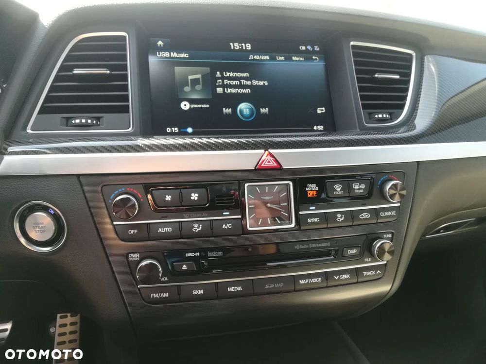 Genesis G80 - 23