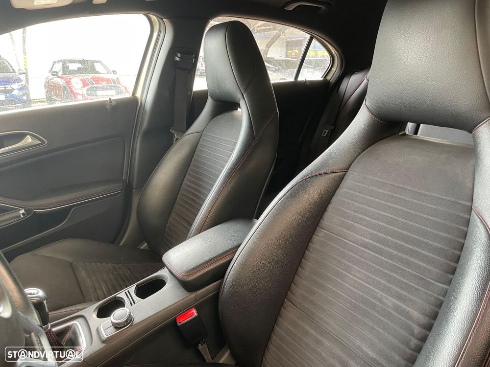 Mercedes-Benz A 200 AMG Line - 8