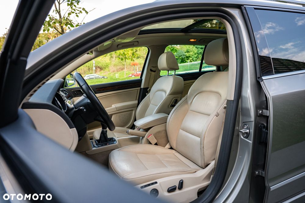 Skoda Superb 2.0 TDI L&K - 7
