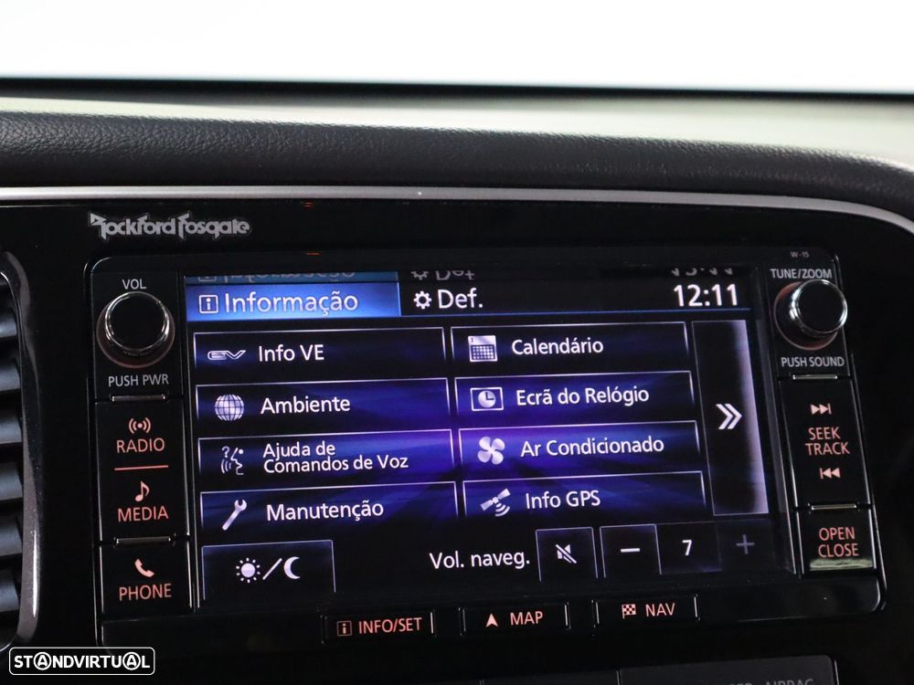 Mitsubishi Outlander 2.0 Intense Navi - 17