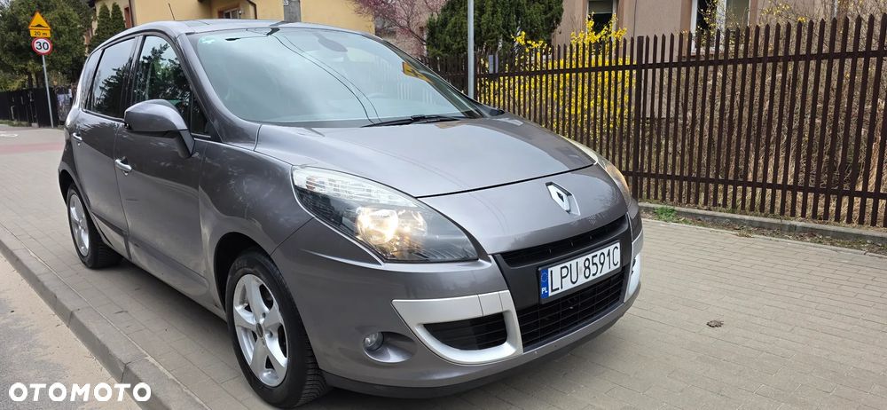 Renault Scenic 2.0 16V Bose Edition CVT - 4