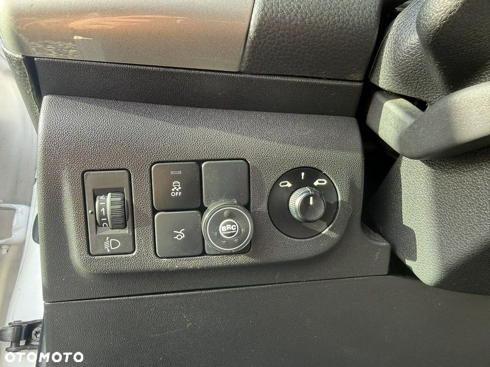 Citroën C-Elysée 1.2 PureTech GPF Live - 16