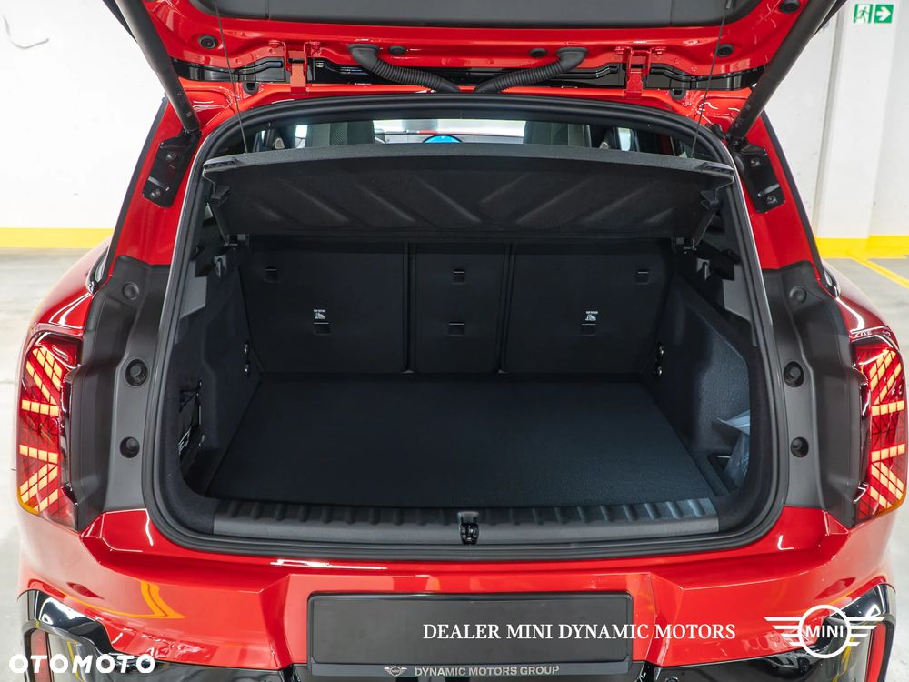MINI Countryman S ALL4 John Cooper Works Trim - 13