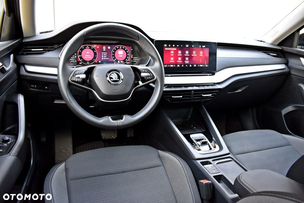 Skoda Octavia 1.5 TSI mHEV Selection DSG - 13
