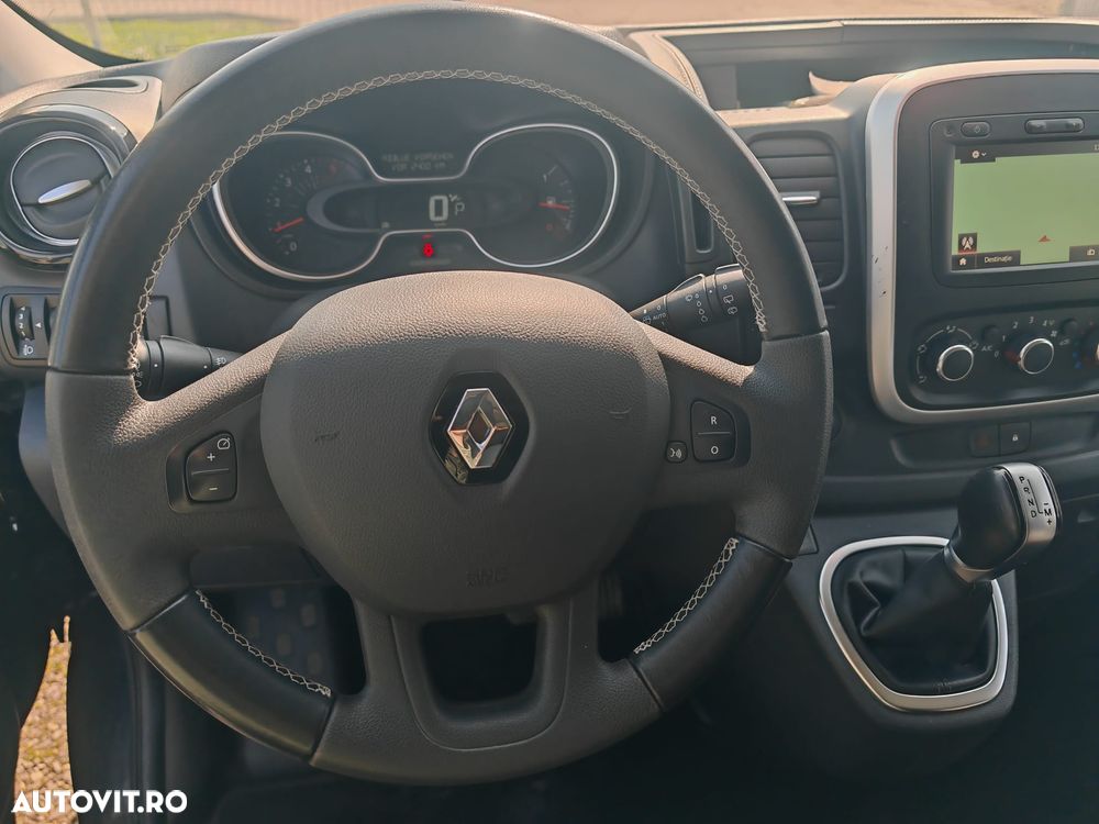 Renault Trafic Blue EDC Grand Spaceclass - 18
