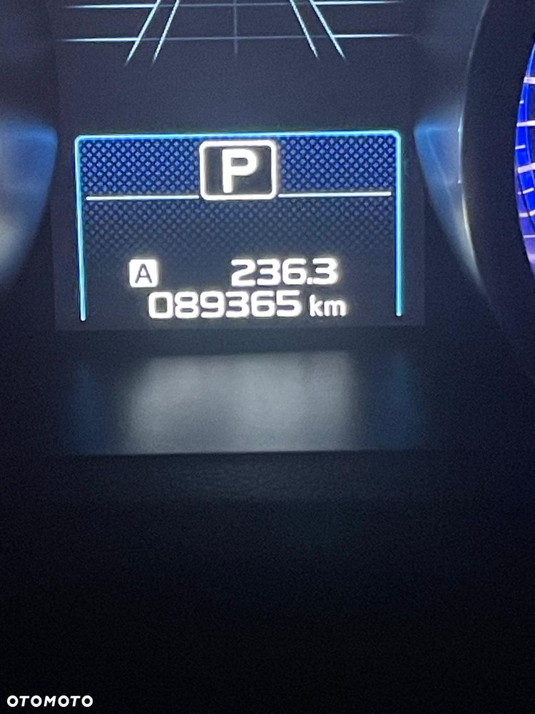 Subaru Legacy - 29