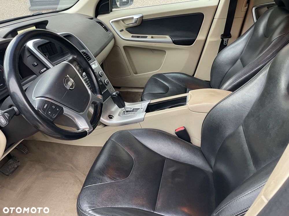 Volvo XC 60 - 22