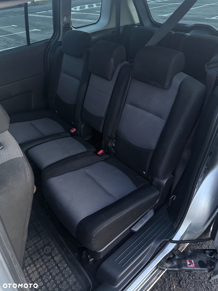 Mazda 5 2.0 Active - 8