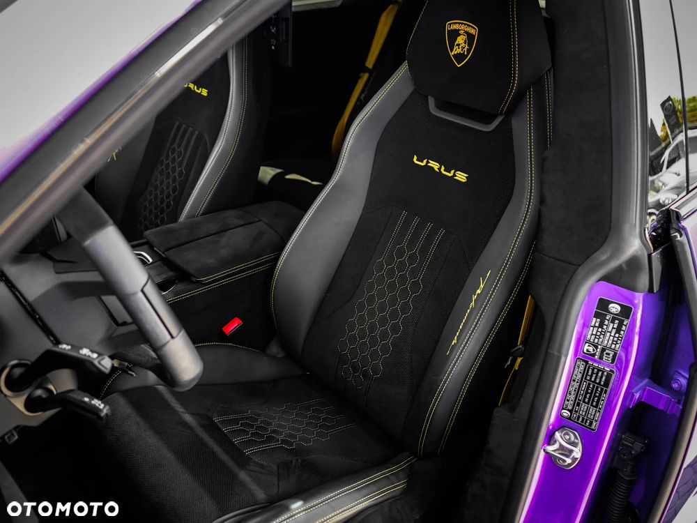 Lamborghini Urus - 28