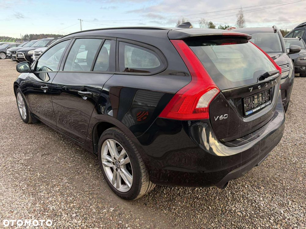 Volvo V60 D3 Geartronic Summum - 3