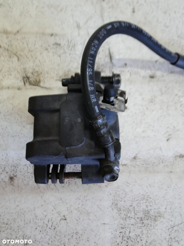 HONDA CBR 600F F3 ZACISK HAMULCOWY TYŁ TYLNY 94098r EUROPA - 1