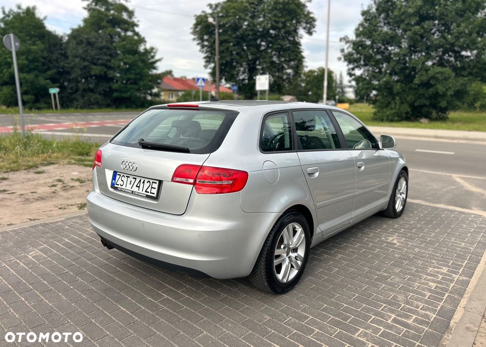 Audi A3 Sportback 1.4 TFSI S tronic Ambition - 4