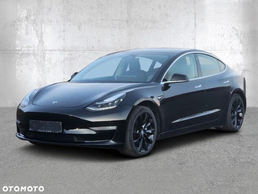 Tesla Model 3 - 1