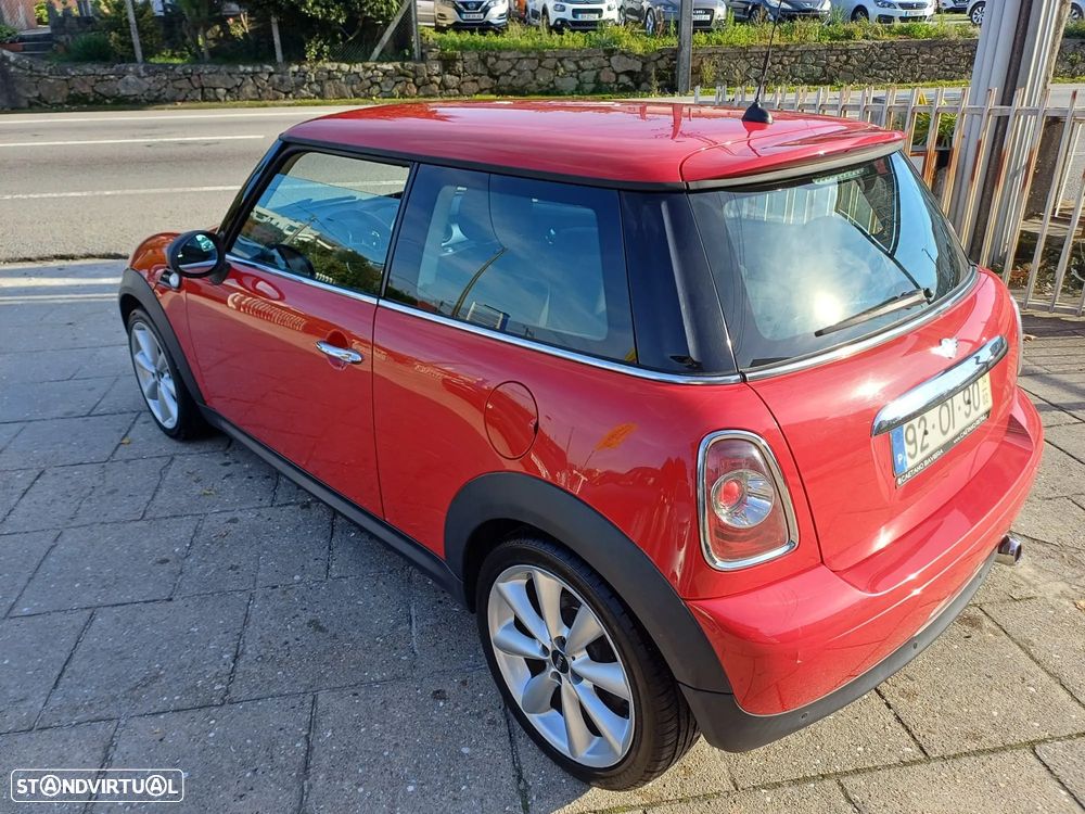 MINI 3 Portas One D - 6