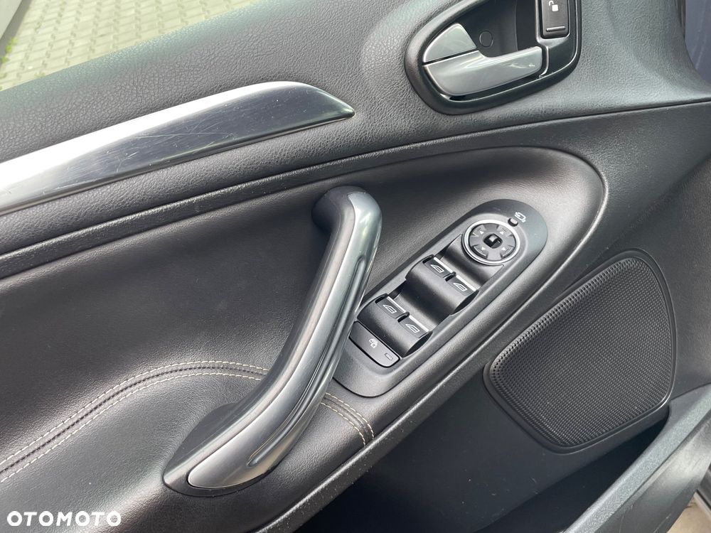 Ford S-Max - 19
