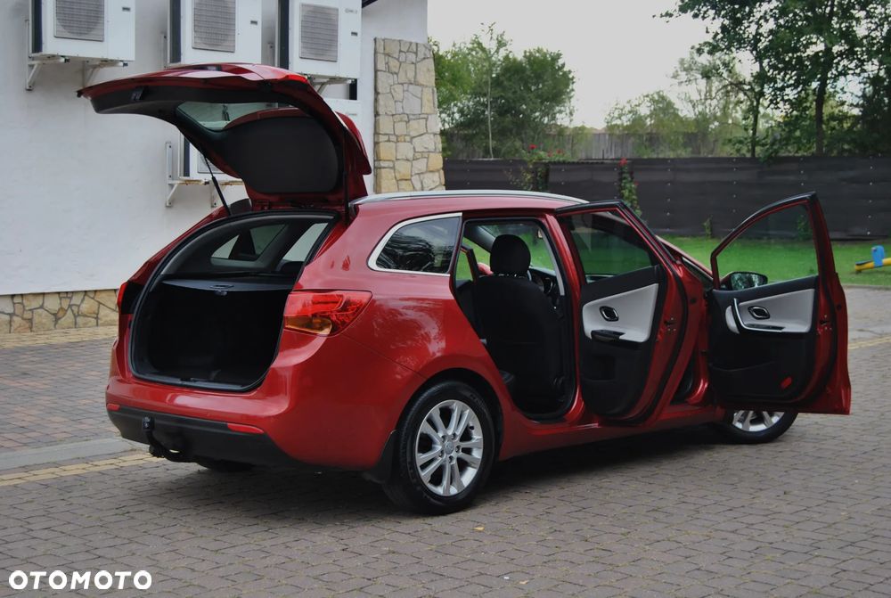 Kia Ceed 1.6 GDI DCT Vision - 22