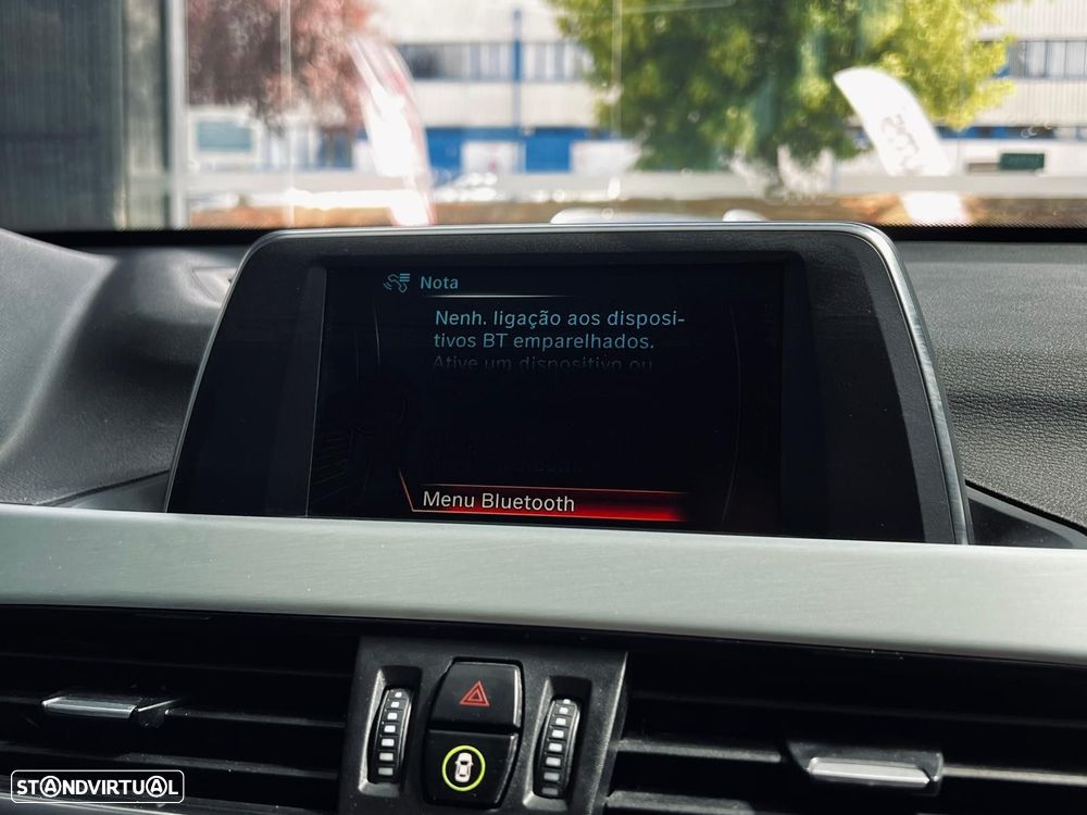 BMW X1 16 d sDrive Advantage - 19