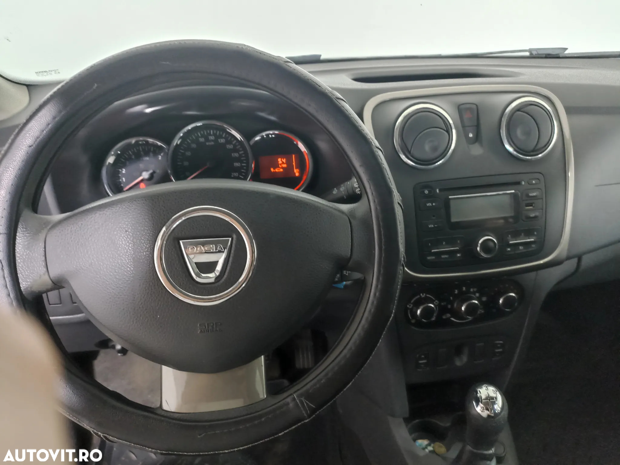 Dacia Logan MCV 1.5 dCi 75 CP Laureate - 8
