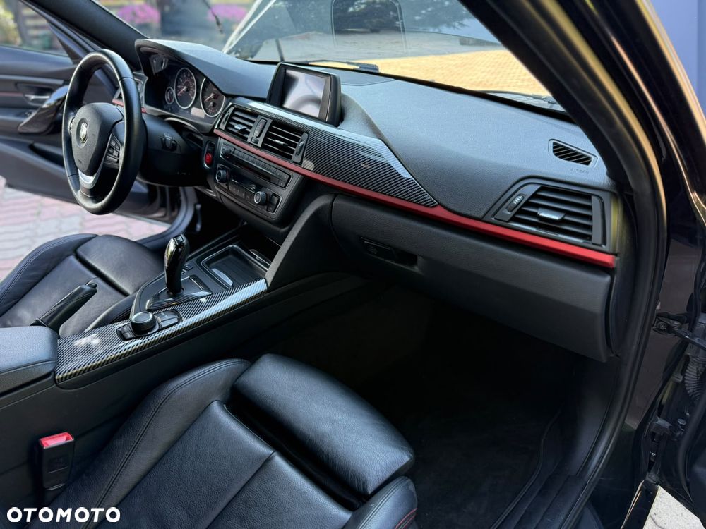 BMW Seria 3 335i Sport Line - 6