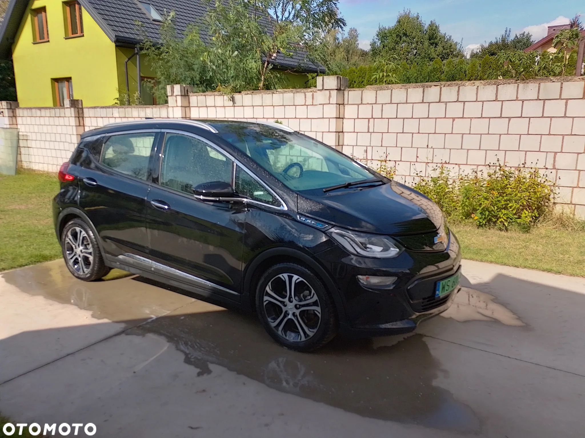 Chevrolet Bolt - 1